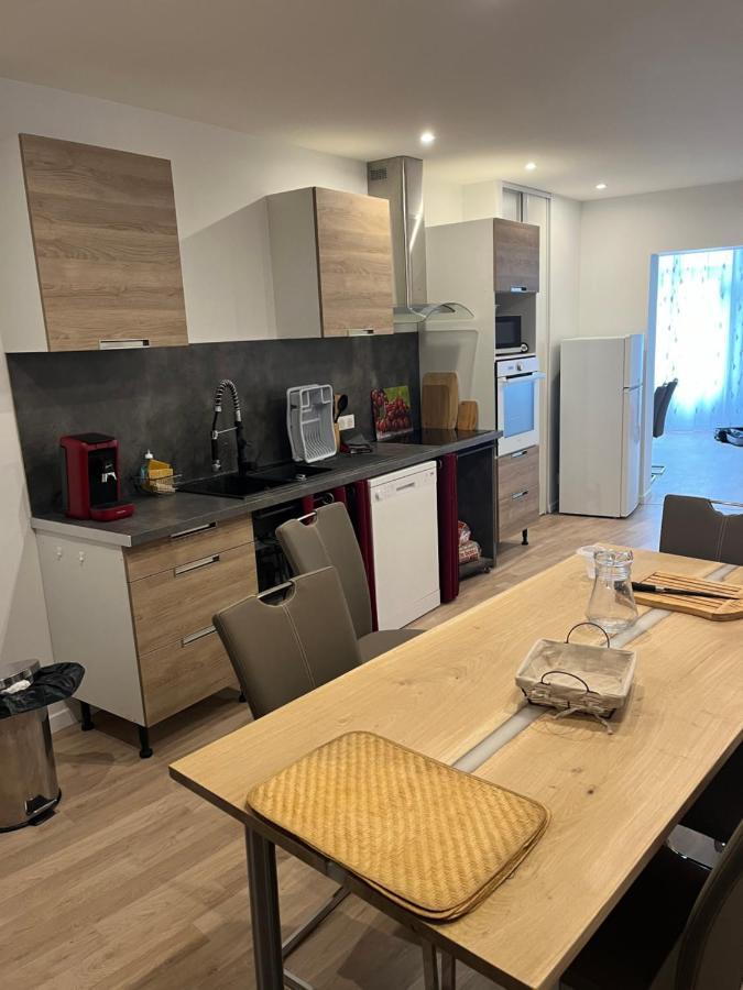 Appartement T4 140 M2 Spacieux Et Calme Pour 8 Personnes ลูซ-แซ็ง-โซเวอร์ ภายนอก รูปภาพ